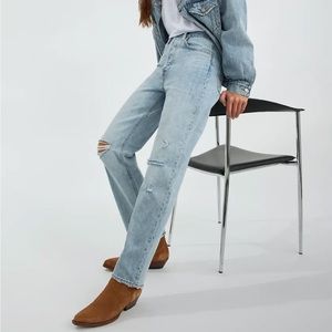 Aritzia Denim Forum Joni High Rise Ripped Jeans